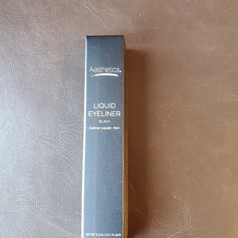 Aesthetica Liquid‎ Eyeliner.